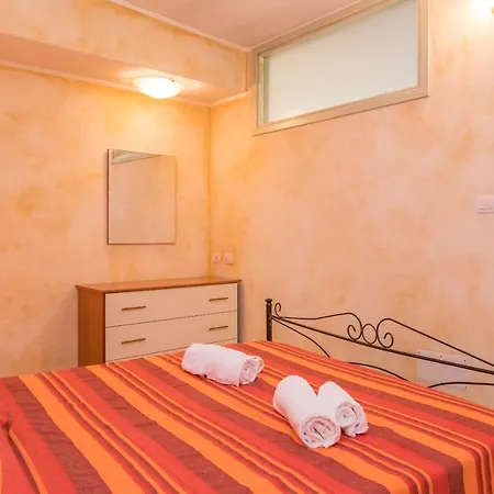 Bilocale Grazioso Apartment Barrabisa